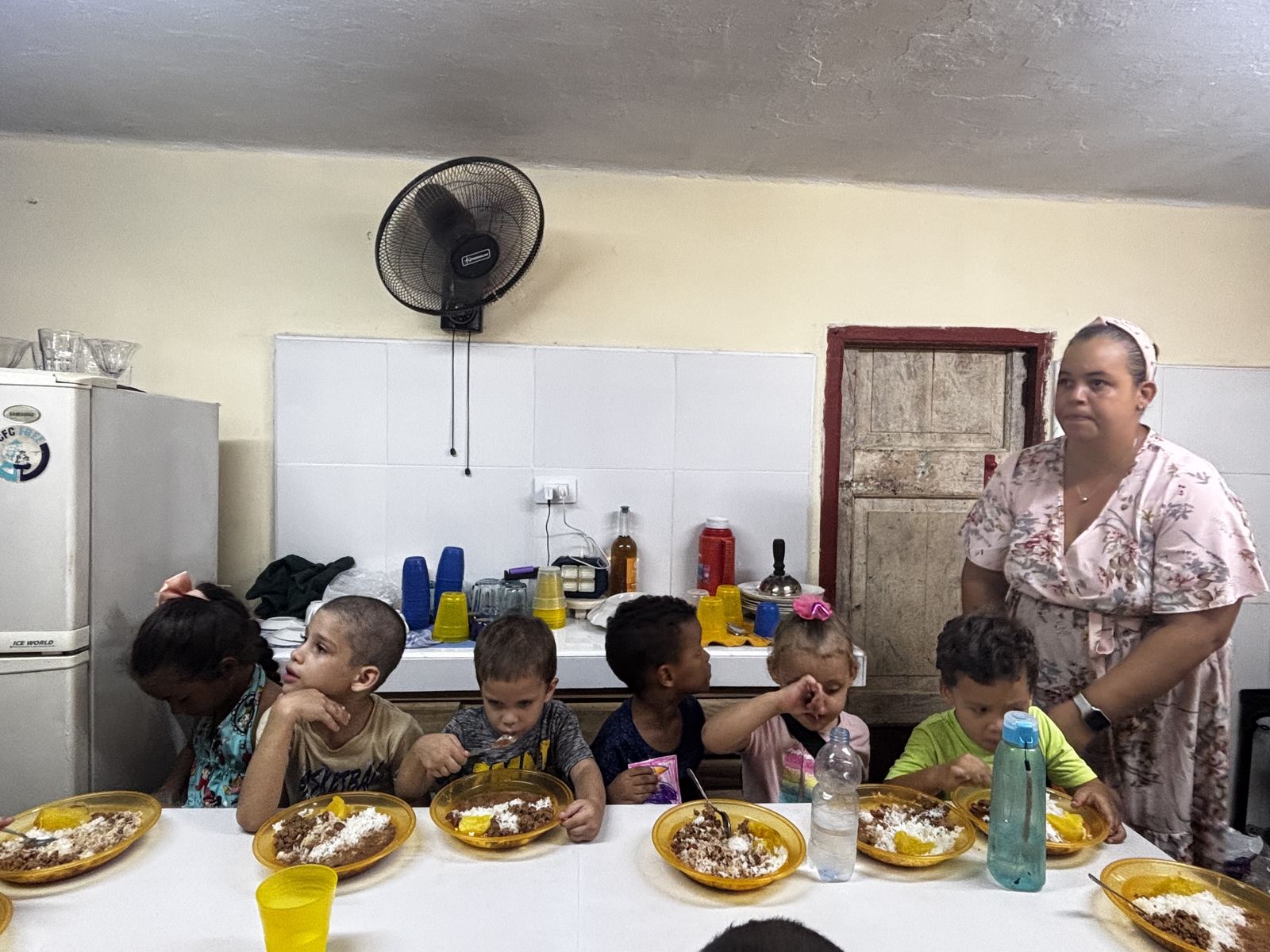 Feeding the Children — photo 7